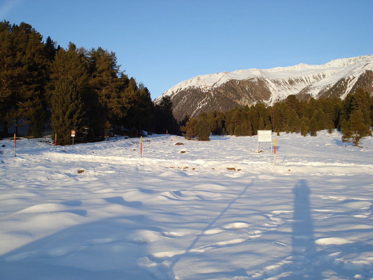 รูปถ่าย สวิสเซอร์แลนด์(Switzerland) เซนต์มอริตซ์ ชลาริญญา(St Moritz Schlarigna) 2007-01 37