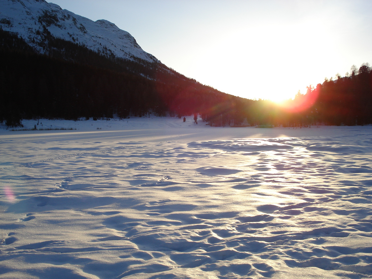 รูปถ่าย สวิสเซอร์แลนด์(Switzerland) เซนต์มอริตซ์ ชลาริญญา(St Moritz Schlarigna) 2007-01 27