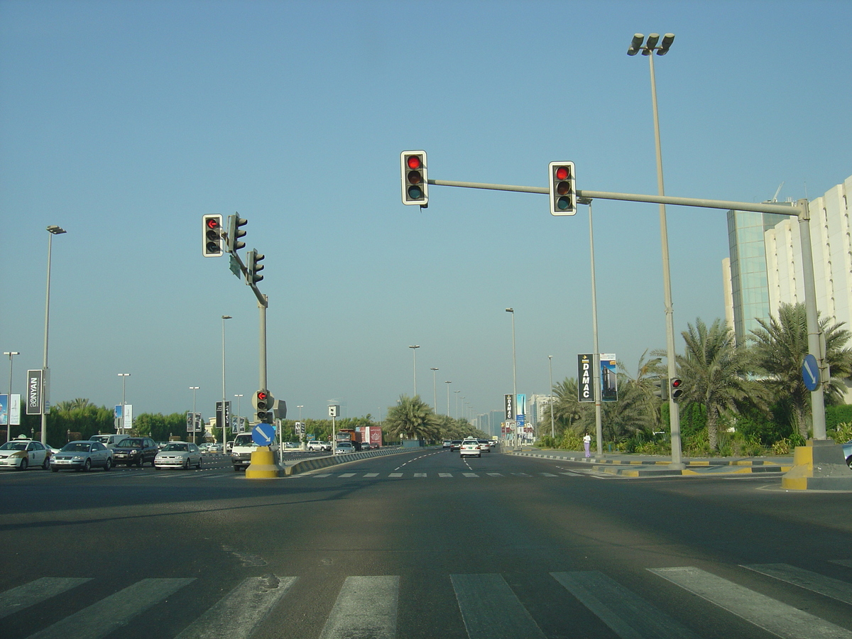 รูปถ่าย สหรัฐอาหรับเอมิเรตส์(United Arab Emirates) อาบูดาบี(Abu Dhabi) 2005-09 49