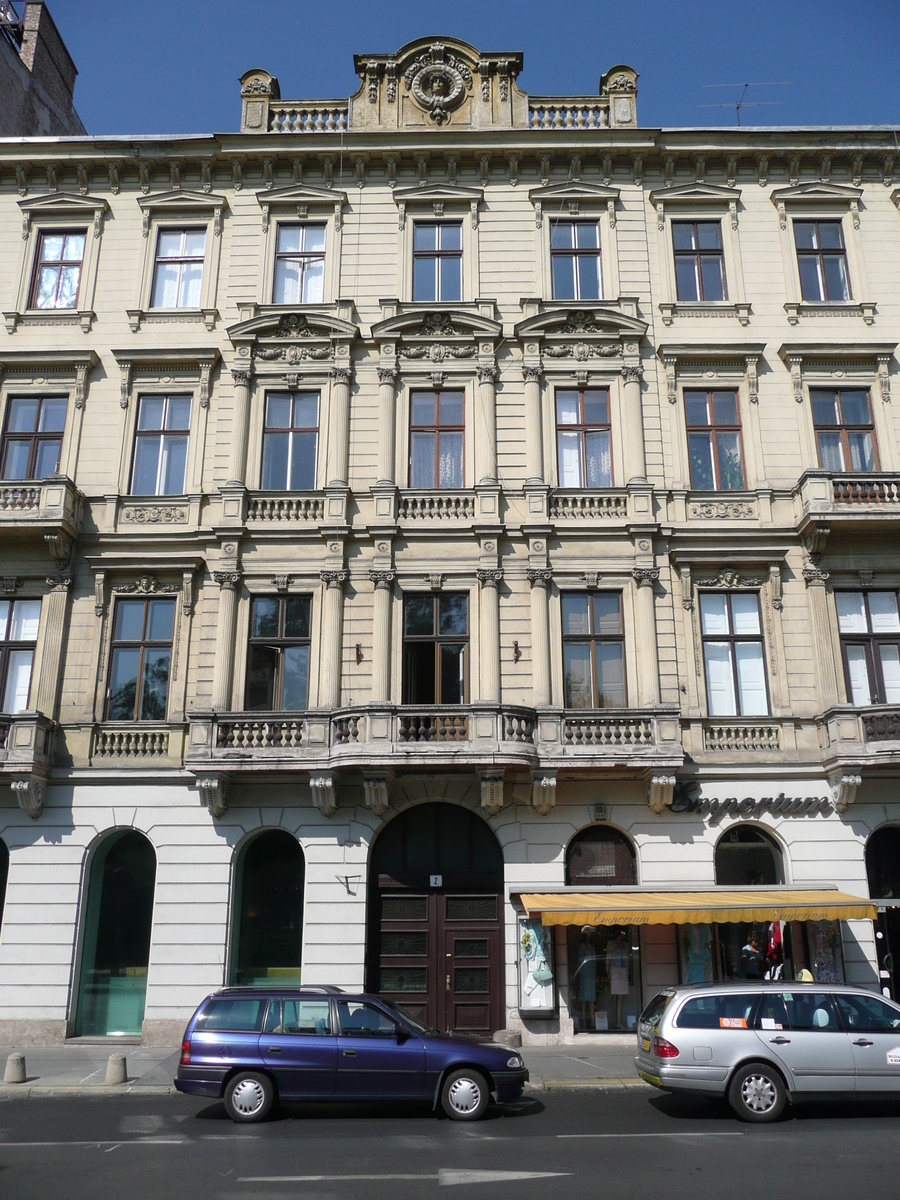 รูปถ่าย ฮังการี(Hungary) บูดาเปสต์(Budapest) ใจกลางบูดาเปสต์(Central Budapest) 2007-06 202