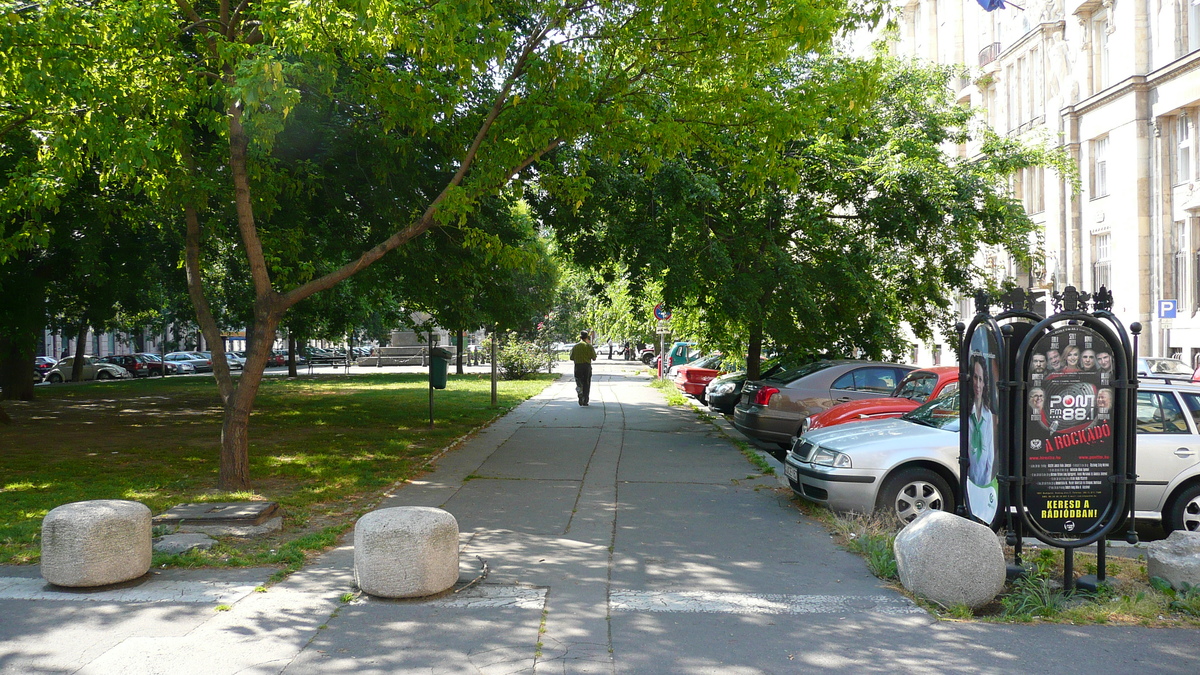 รูปถ่าย ฮังการี(Hungary) บูดาเปสต์(Budapest) ใจกลางบูดาเปสต์(Central Budapest) 2007-06 183