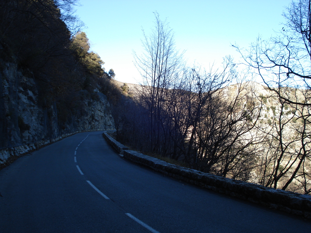 รูปถ่าย ฝรั่งเศส(France) เฟรนช์ริวิเอรา(French Riviera) ถนนจากว็องส์ไปกูร์เซอกูล(Vence to Coursegoule road) 2007-01 17