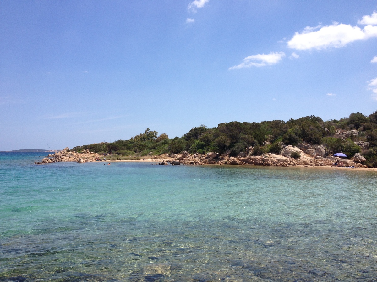 รูปถ่าย อิตาลี(Italy) ซาร์ดิเนีย(Sardinia) กอสตาสเมรัลดา(Costa Smeralda) 2015-06 30