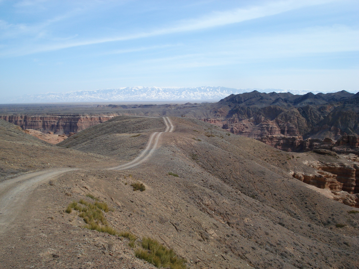 รูปถ่าย คาซัคสถาน(Kazakhstan) หุบผาชารึน(Charyn Canyon) 2007-03 34
