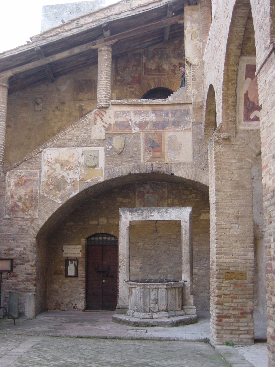 รูปถ่าย อิตาลี(Italy) ซานจีมิญญาโน(San Gimignano) 2004-03 44