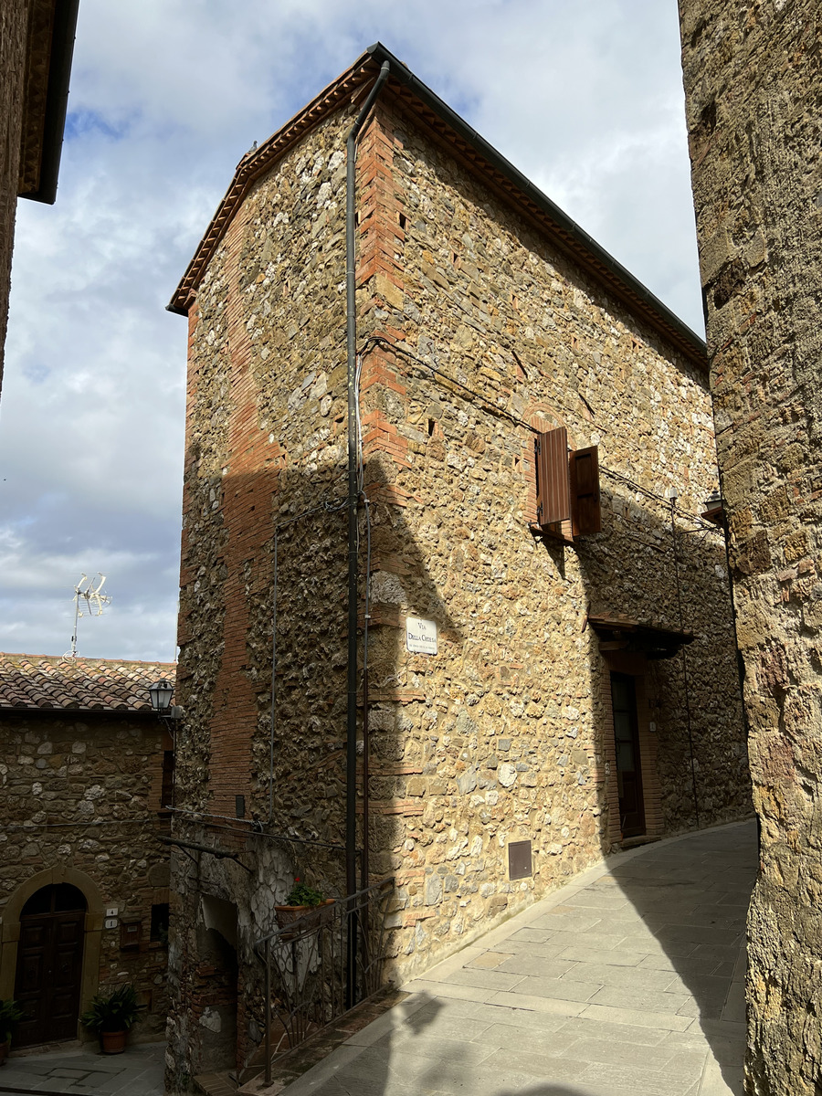 รูปถ่าย อิตาลี(Italy) ลาซัสซา(La Sassa) 2021-09 29