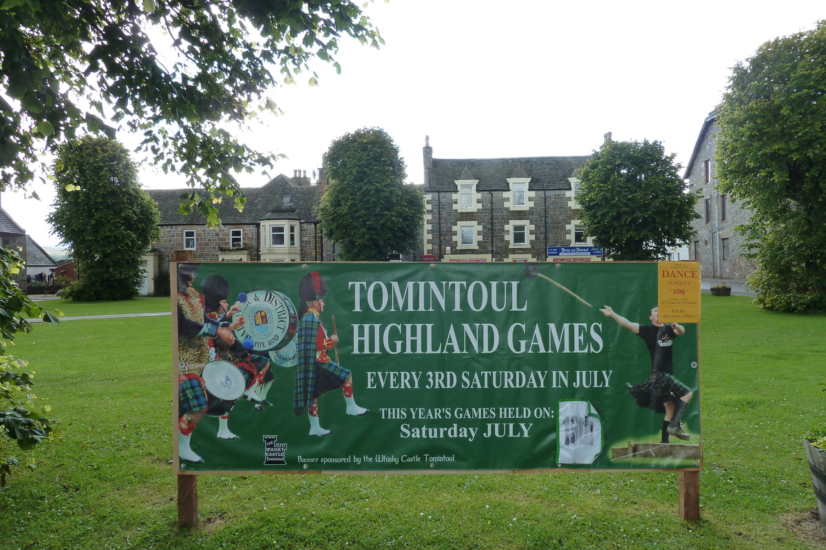 รูปถ่าย อังกฤษ(United Kingdom) สกอตแลนด์(Scotland) โทมินทาวล์(Tomintoul) 2011-07 0