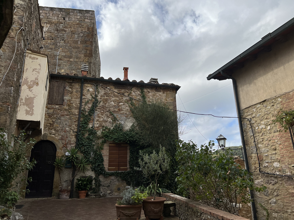 รูปถ่าย อิตาลี(Italy) ลาซัสซา(La Sassa) 2021-09 38