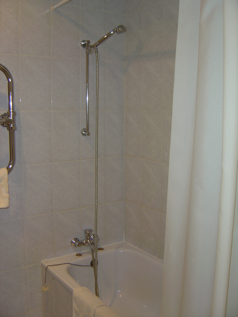 รูปถ่าย รัสเซีย(Russia) มอสโก(Moscow) โรงแรมบูดาเปสต์(Budapest Hotel) 2005-04 2