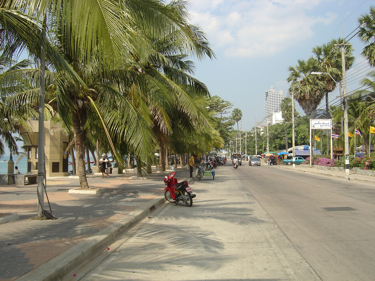 รูปถ่าย ไทย(Thailand) หาดจอมเทียน(Jomtien Beach) 2005-01 108