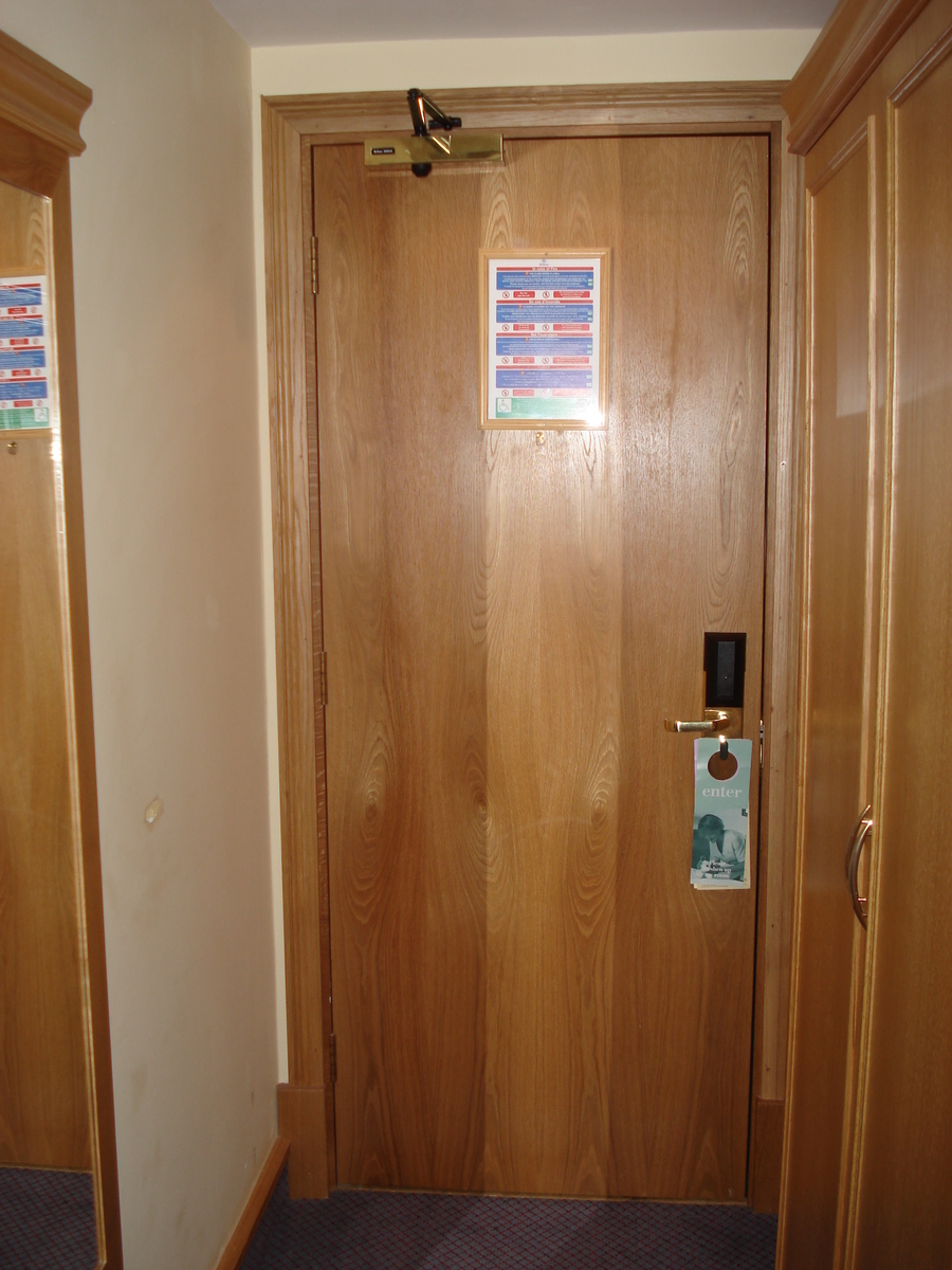 รูปถ่าย อังกฤษ(United Kingdom) แบรคเนล์ล(Bracknell) โรงแรมฮิลตัน(Hilton Hotel) 2006-10 6