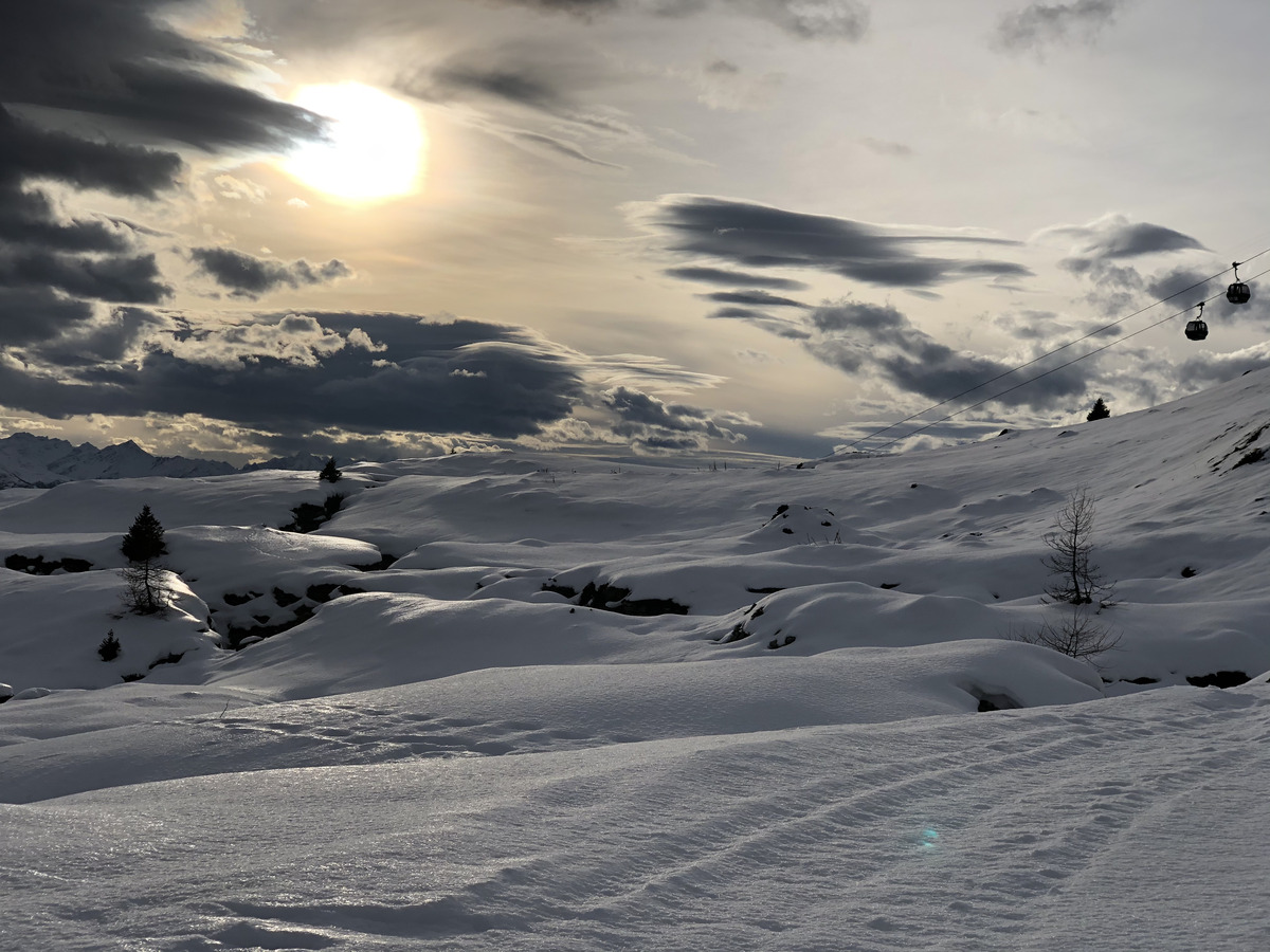 รูปถ่าย สวิสเซอร์แลนด์(Switzerland) ครองส์-มงตานา(Crans Montana) 2020-12 269