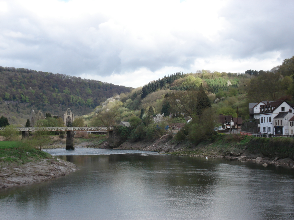 รูปถ่าย อังกฤษ(United Kingdom) ทินเทิร์น(Tintern) 2006-05 28