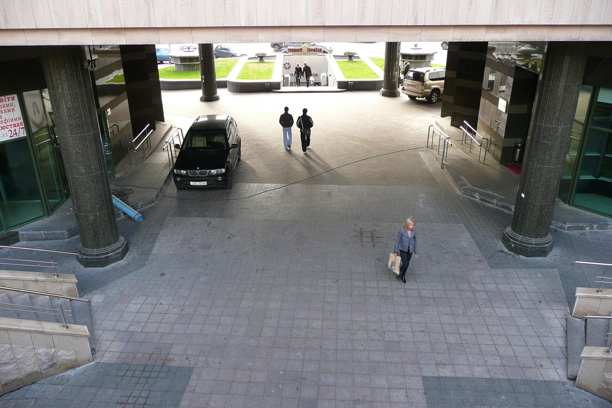 รูปถ่าย ยูเครน(Ukraine) เคียฟ(Kiev) ศูนย์การค้าอารีนาซิตี(Arena city) 2007-11 42