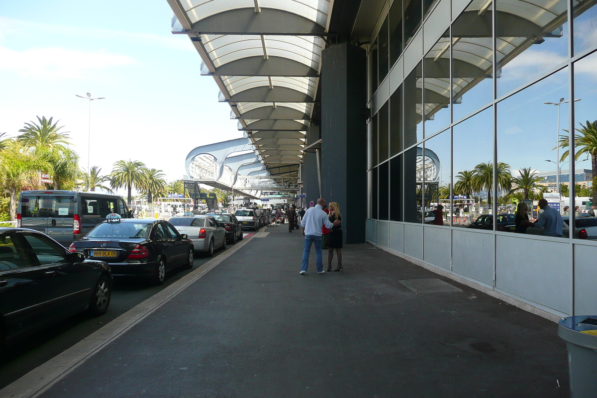 รูปถ่าย ฝรั่งเศส(France) ท่าอากาศยานนีซ(Nice Airport) 2008-04 27