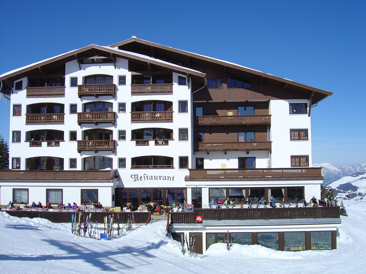 รูปถ่าย ออสเตรีย(Austria) คิทซ์บูเฮล(Kitzbuhel) สกี(Ski) 2005-03 36