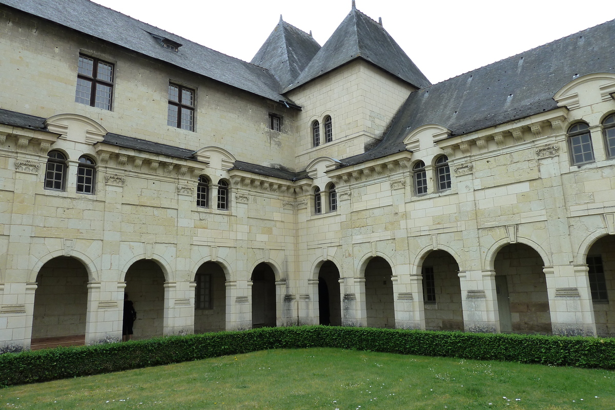 รูปถ่าย ฝรั่งเศส(France) ฟงเตอโวร์(Fontevraud) 2011-05 102