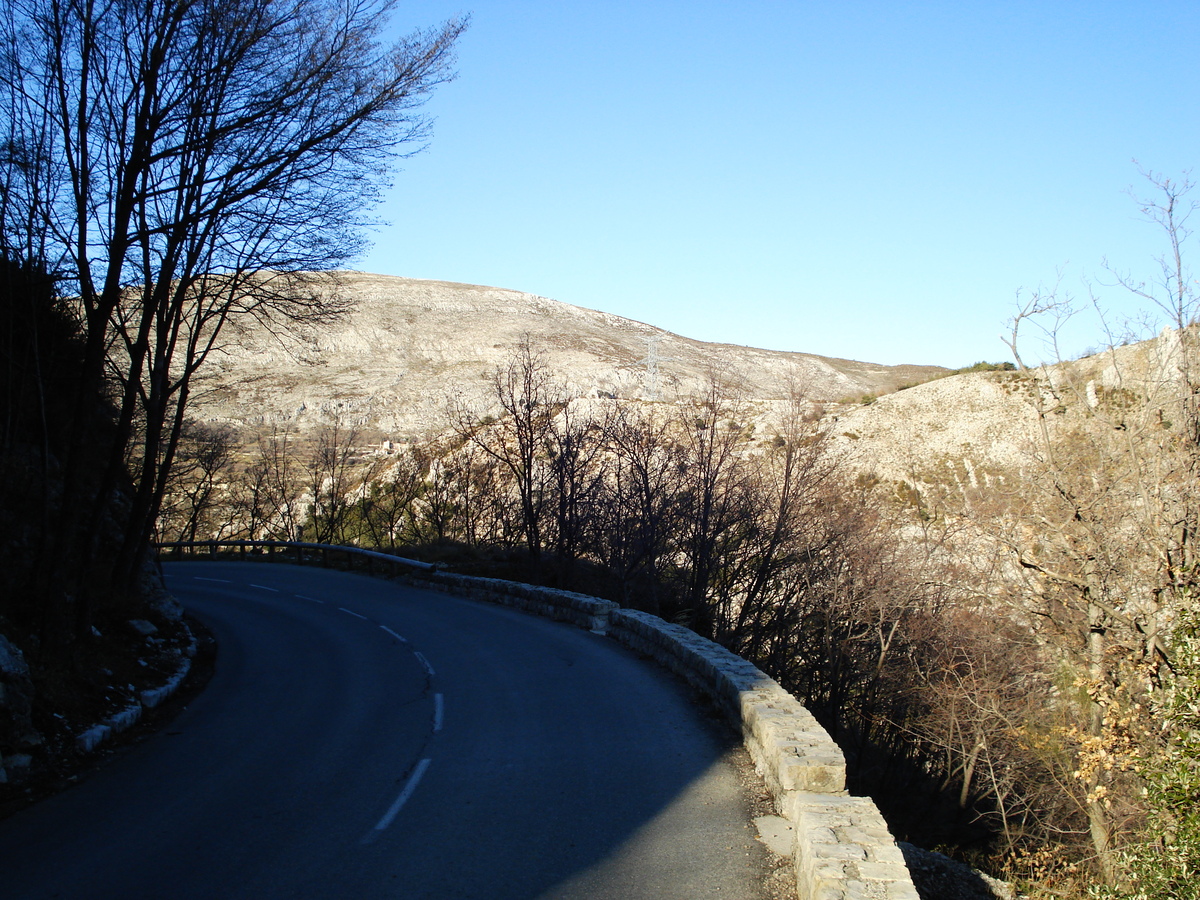 รูปถ่าย ฝรั่งเศส(France) เฟรนช์ริวิเอรา(French Riviera) ถนนจากว็องส์ไปกูร์เซอกูล(Vence to Coursegoule road) 2007-01 39