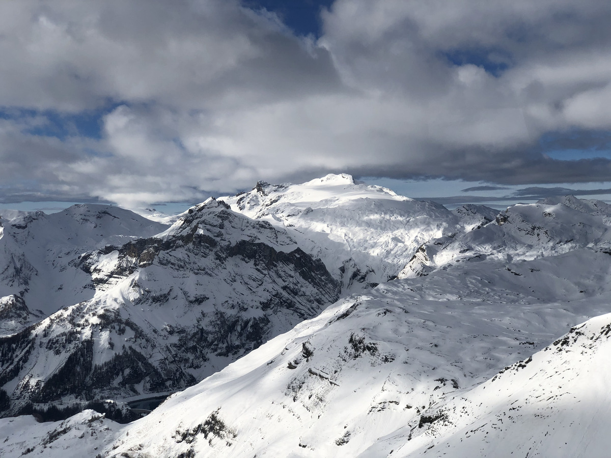 รูปถ่าย สวิสเซอร์แลนด์(Switzerland) ครองส์-มงตานา(Crans Montana) 2020-12 161