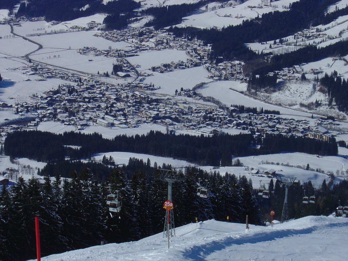 รูปถ่าย ออสเตรีย(Austria) คิทซ์บูเฮล(Kitzbuhel) สกี(Ski) 2005-03 9