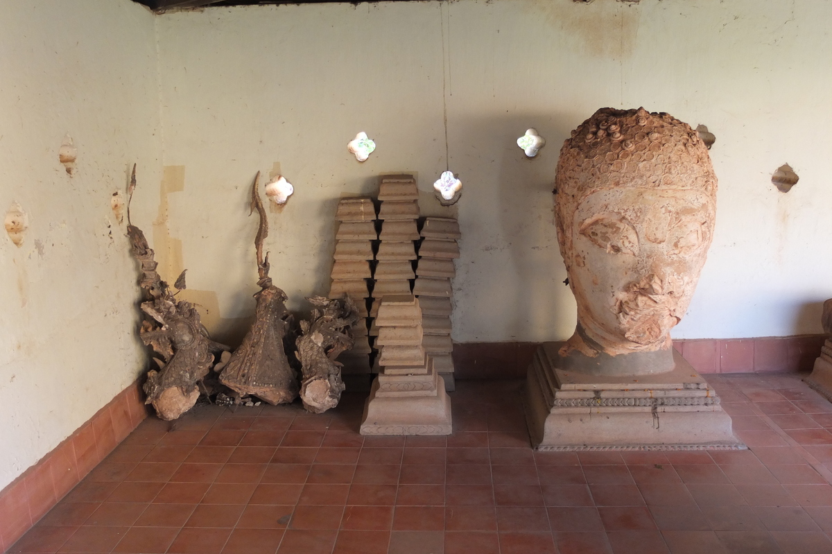รูปถ่าย ลาว(Laos) เวียงจันทน์(Vientiane) 2012-12 2