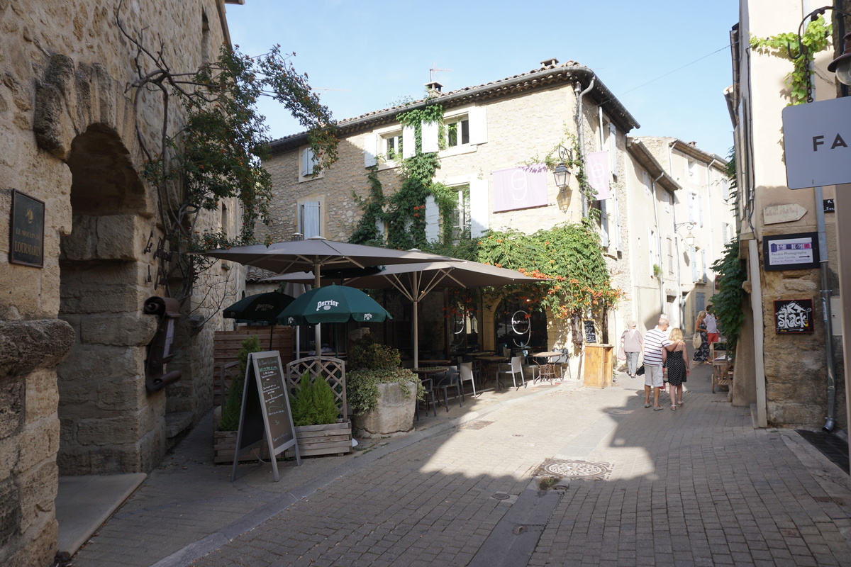 รูปถ่าย ฝรั่งเศส(France) ลูร์มาแร็ง(Lourmarin) 2017-08 28