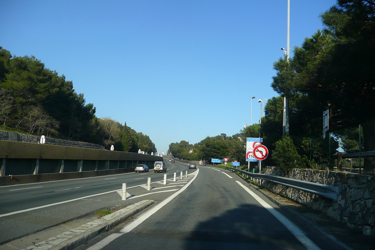 รูปถ่าย ฝรั่งเศส(France) เฟรนช์ริวิเอรา(French Riviera) ถนนจากคานส์ไปกาญ(Cannes to Cagnes road) 2008-03 63