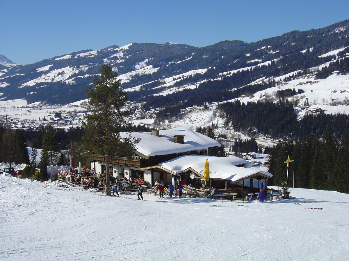 รูปถ่าย ออสเตรีย(Austria) คิทซ์บูเฮล(Kitzbuhel) สกี(Ski) 2005-03 10