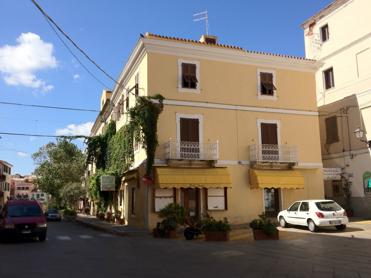 รูปถ่าย อิตาลี(Italy) ลามัดดาเลนา(La Maddalena) 2012-09 111