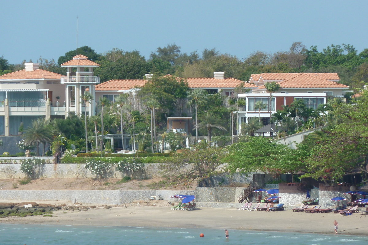 รูปถ่าย ไทย(Thailand) พัทยา(Pattaya) โกลเด้นคลิฟ(Golden cliff) 2011-02 10