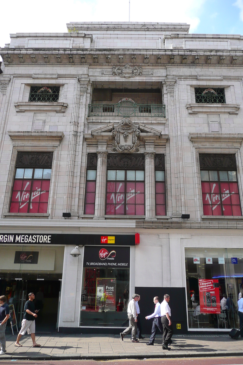 รูปถ่าย อังกฤษ(United Kingdom) ลอนดอน(London) ถนนท็อตแนมคอร์ต(Tottenham Court Road) 2007-09 36