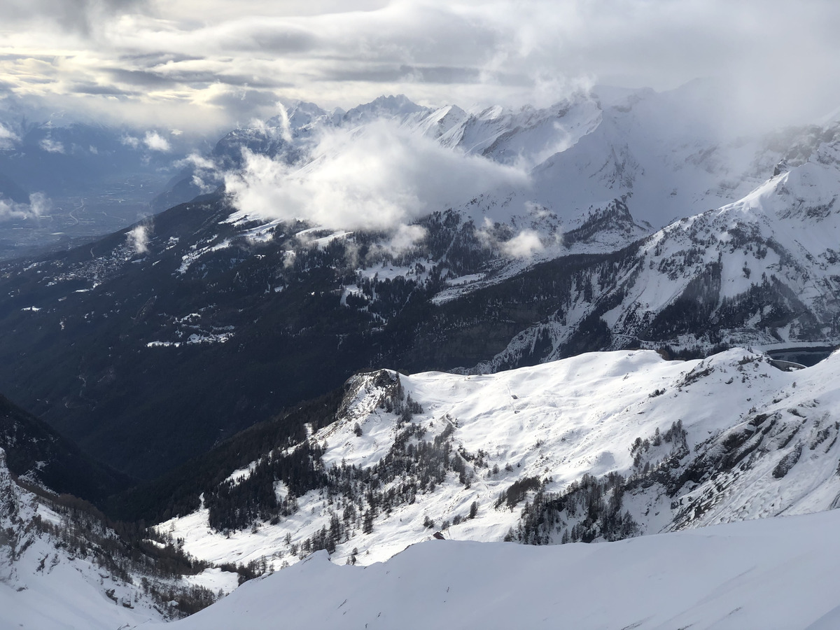 รูปถ่าย สวิสเซอร์แลนด์(Switzerland) ครองส์-มงตานา(Crans Montana) 2020-12 322