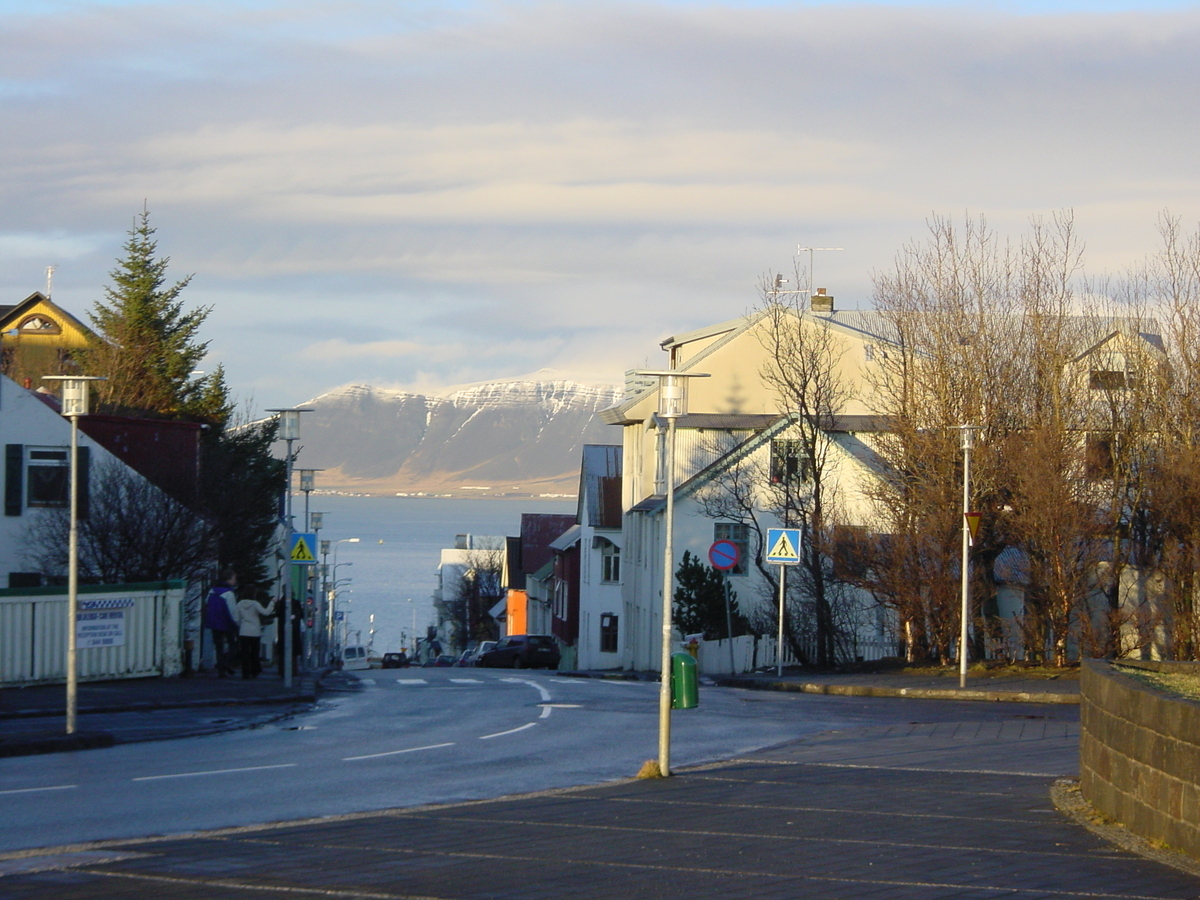 รูปถ่าย ไอซ์แลนด์(Iceland) เรกยะวิก(Reykjavik) 2003-03 13