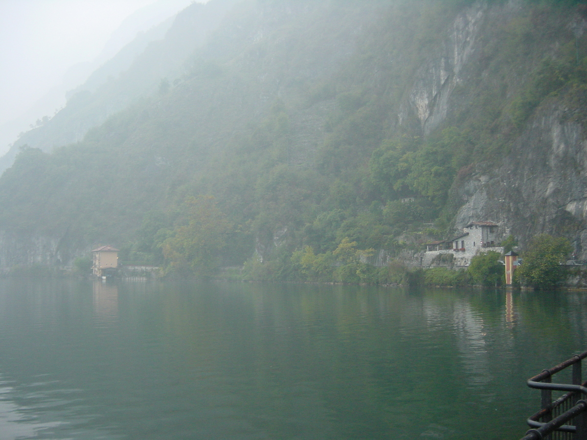 รูปถ่าย อิตาลี(Italy) โคโม(Como) 2001-10 13