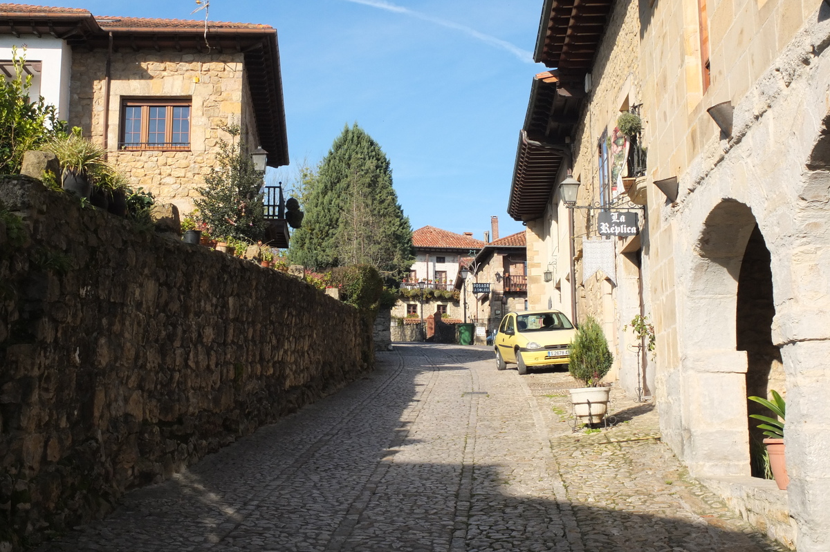 รูปถ่าย สเปน(Spain) ซันตีญานาเดลมาร์(Santillana del Mar) 2013-01 19