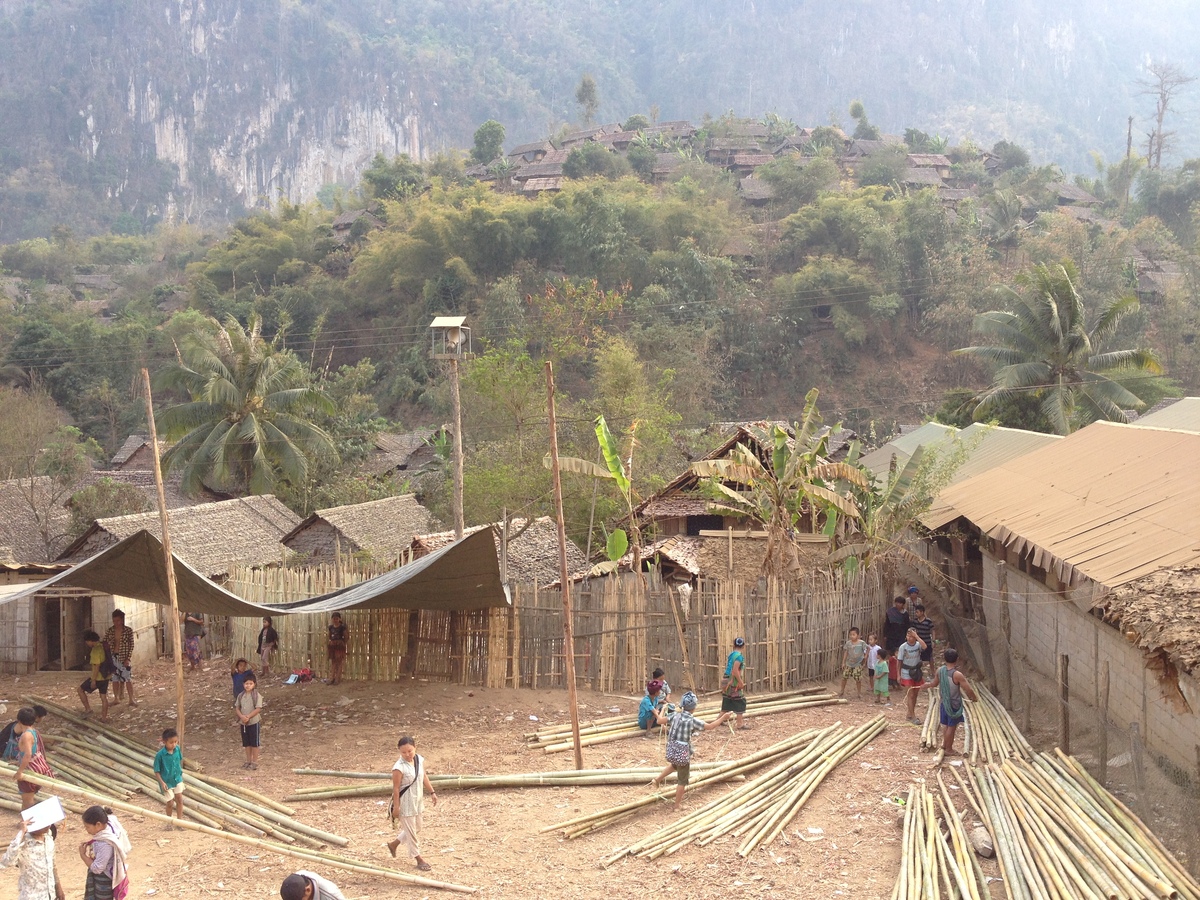 รูปถ่าย ไทย(Thailand) แม่สอด(Mae Sot) 2014-02 17