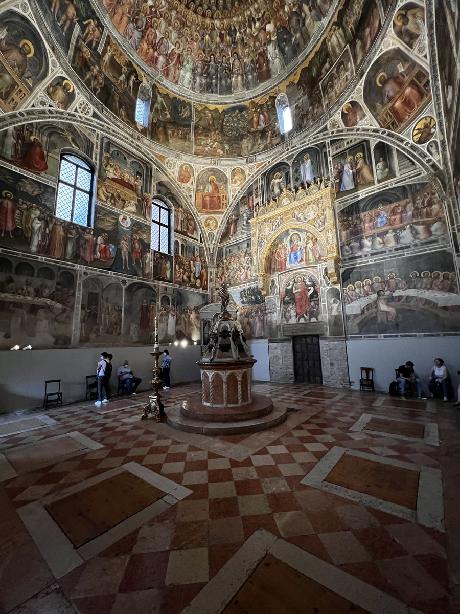 รูปถ่าย อิตาลี(Italy) ปาโดวา(Padua) 2022-05 19