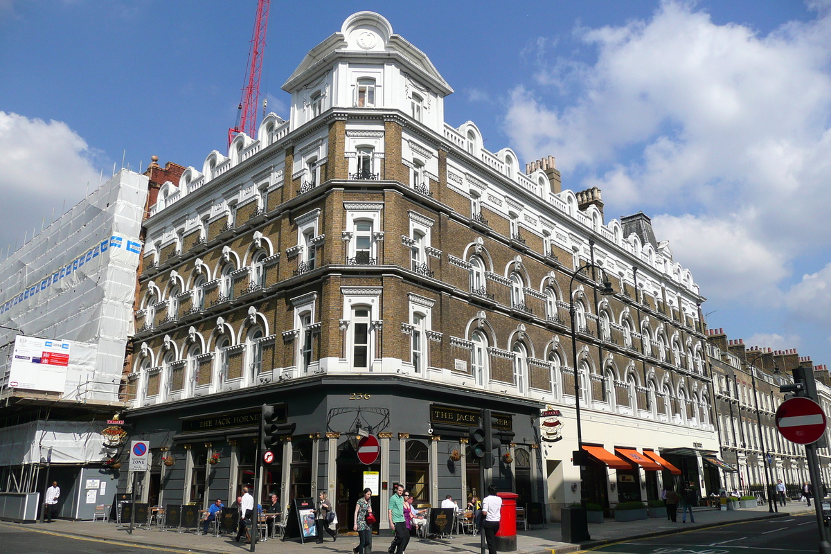 รูปถ่าย อังกฤษ(United Kingdom) ลอนดอน(London) ถนนท็อตแนมคอร์ต(Tottenham Court Road) 2007-09 24