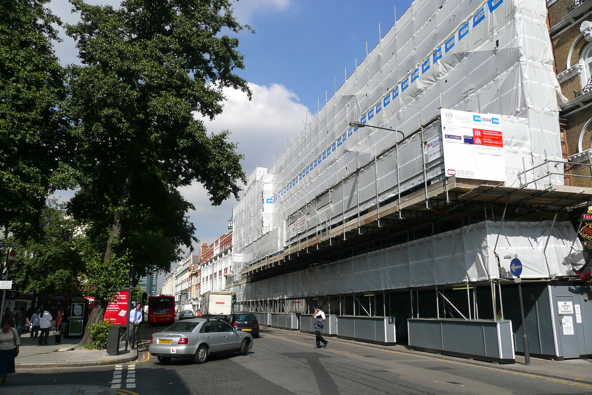 รูปถ่าย อังกฤษ(United Kingdom) ลอนดอน(London) ถนนท็อตแนมคอร์ต(Tottenham Court Road) 2007-09 21