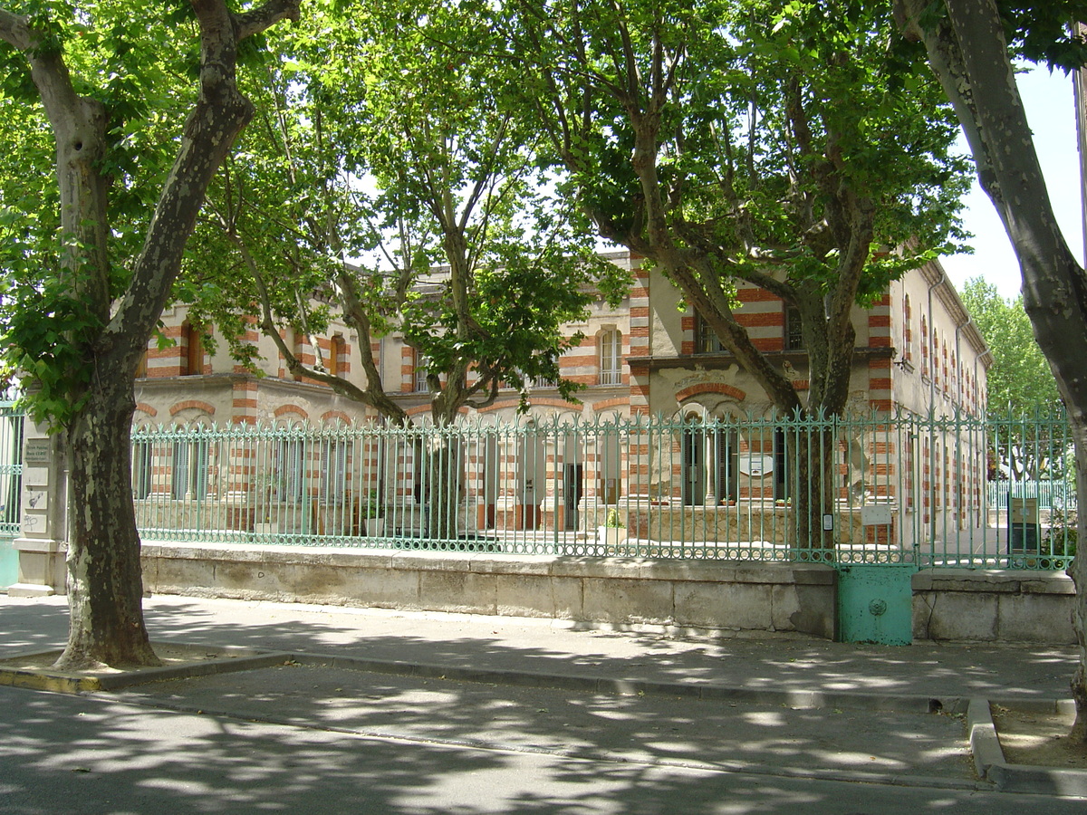 รูปถ่าย ฝรั่งเศส(France) ลูเนล(Lunel) 2004-08 2