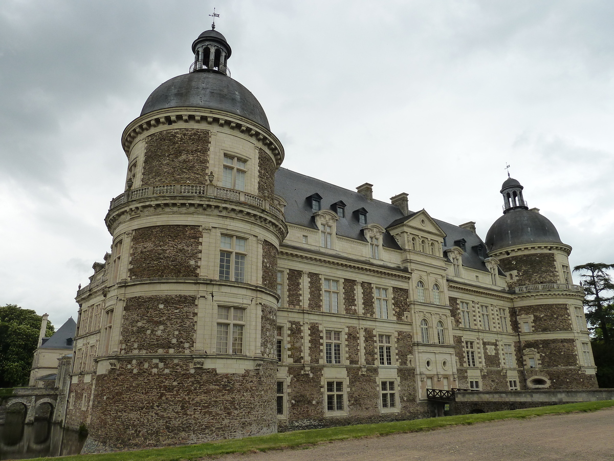 รูปถ่าย ฝรั่งเศส(France) ปราสาทแซร็อง(Serrant castle) 2010-04 16