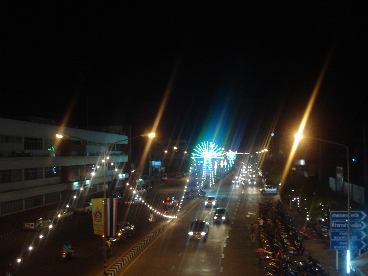 รูปถ่าย ไทย(Thailand) พิษณุโลก(Phitsanulok) ถนนสิงหวัฒน์(Singhawat Road) 2008-01 12