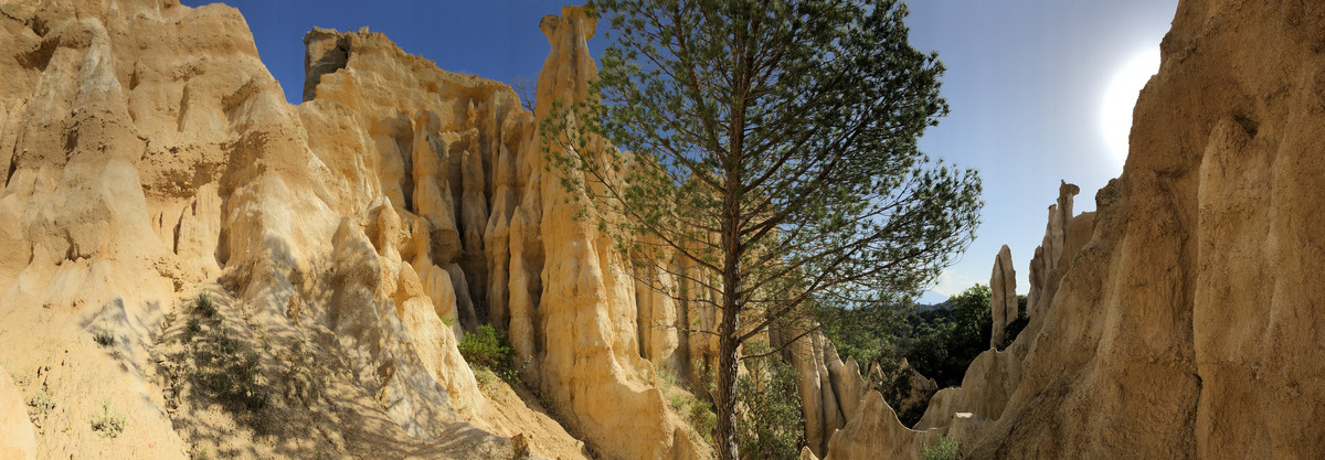 รูปถ่าย ฝรั่งเศส(France) เสาหินออร์กดีล-ซูร์-แต็ต(Orgues d'Ille Sur Tet) 2018-04 55