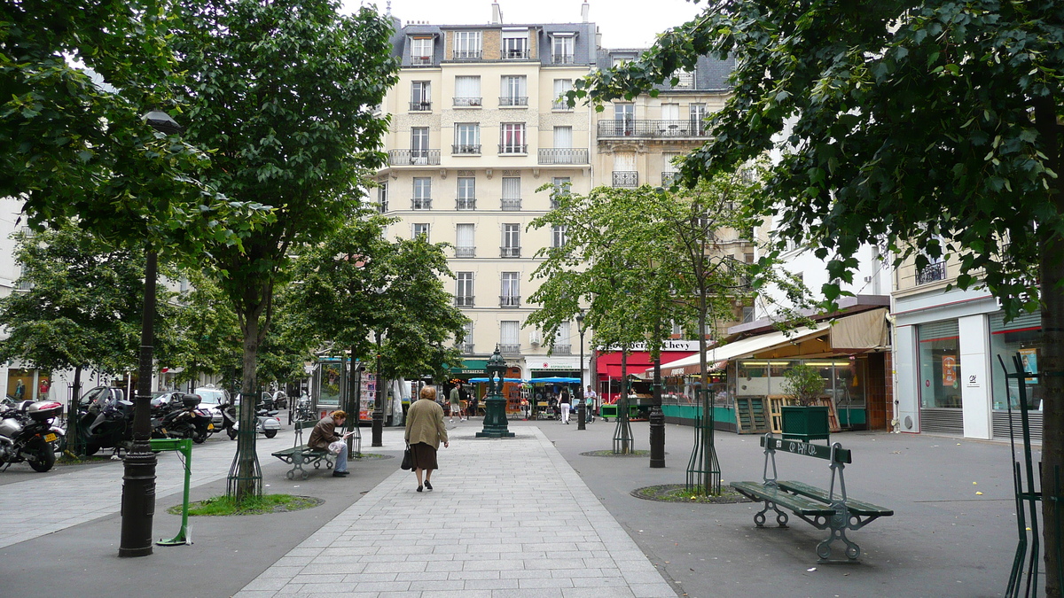 รูปถ่าย ฝรั่งเศส(France) ปารีส(Paris) คุ้มที่ 17 (17th Arrondissement) ถนนเลวี(Rue Levis) 2007-05 19