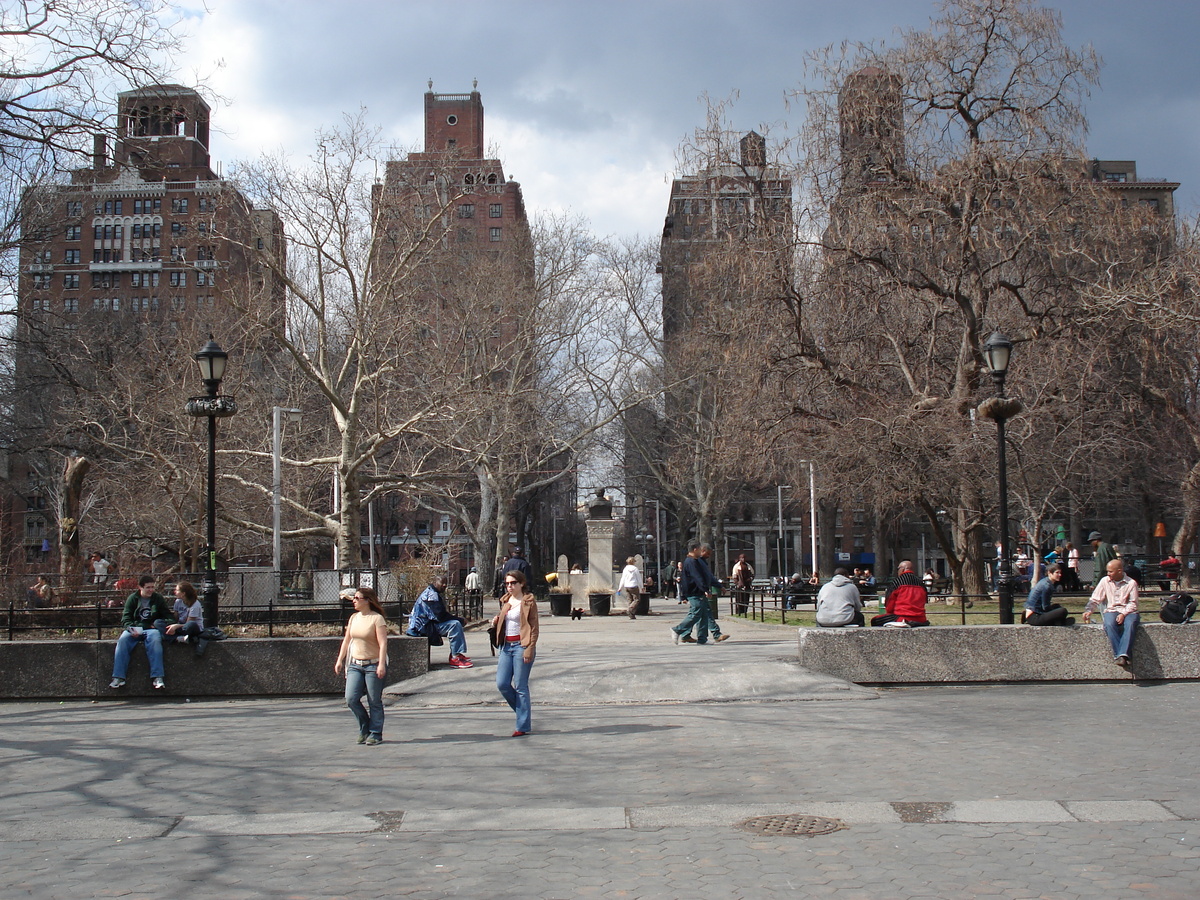 รูปถ่าย สหรัฐอเมริกา(United States) นิวยอร์ก(New York) วอชิงตันสแควร์(Washington Square) 2006-03 12