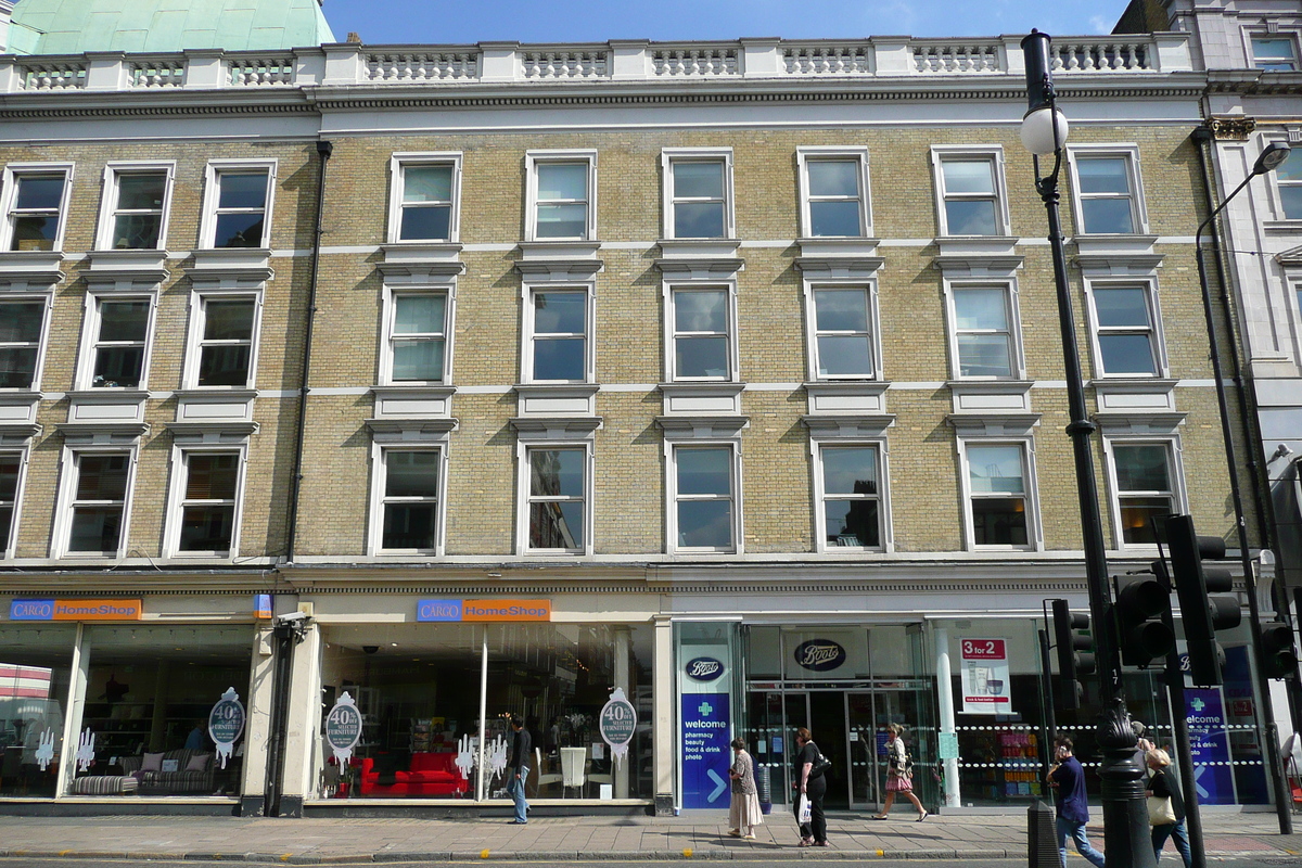 รูปถ่าย อังกฤษ(United Kingdom) ลอนดอน(London) ถนนท็อตแนมคอร์ต(Tottenham Court Road) 2007-09 64