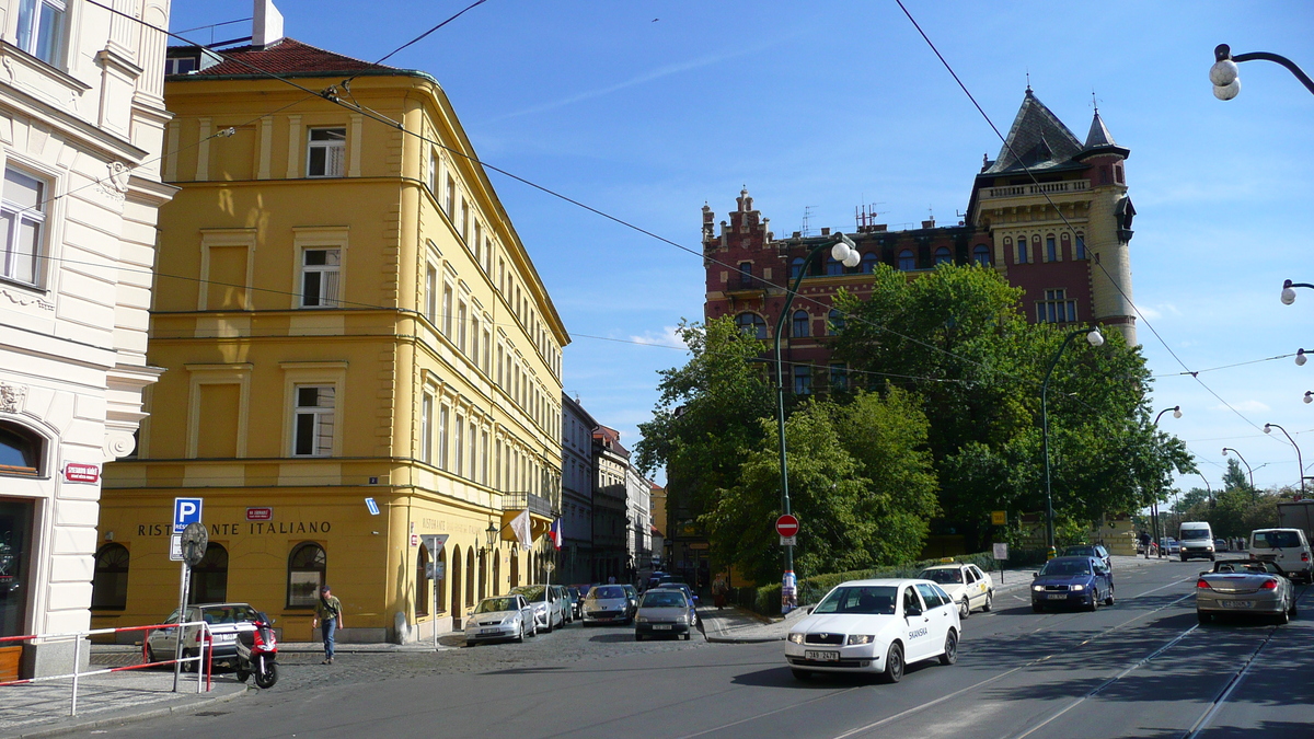 รูปถ่าย สาธารณรัฐเช็ก(Czech Republic) ปราก(Prague) ริมฝั่งสเมตานา(Smetanovo nabr) 2007-07 5