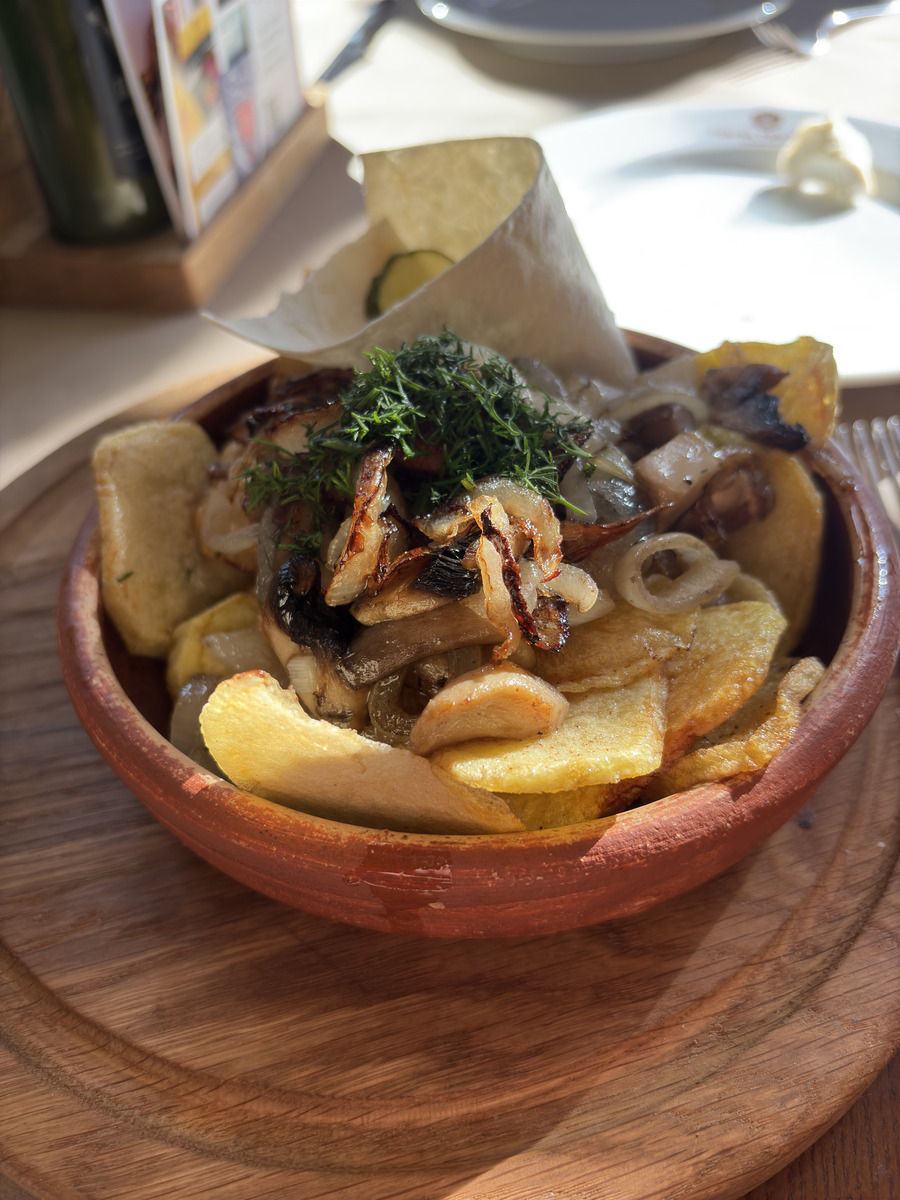 รูปถ่าย ยูเครน(Ukraine) ลวิฟ(Lviv) ร้านอาหาร(Restaurants) 2024-10 74