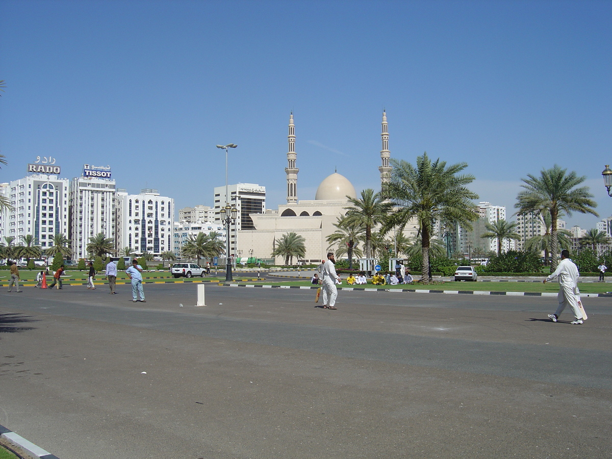 รูปถ่าย สหรัฐอาหรับเอมิเรตส์(United Arab Emirates) ชาร์จา(Sharjah) 2005-03 15