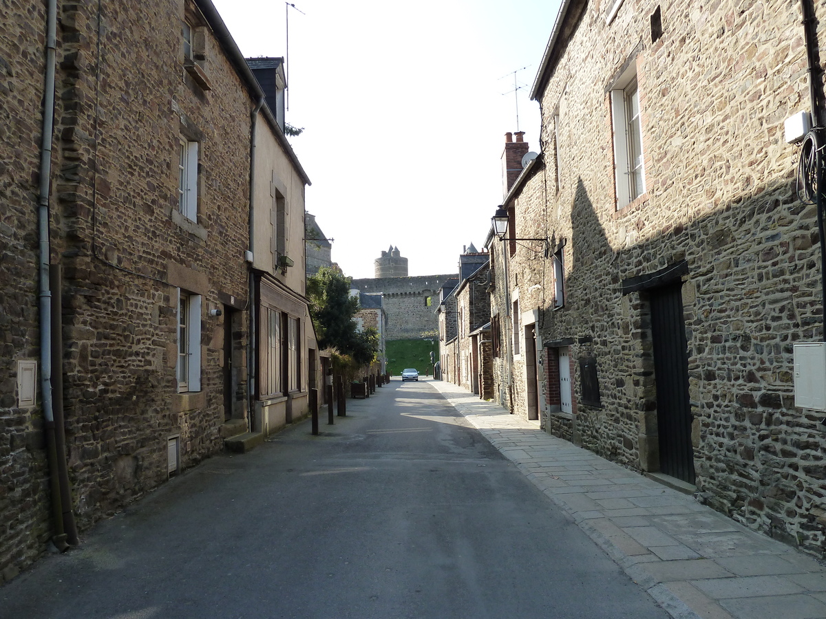 รูปถ่าย ฝรั่งเศส(France) ฟูแฌร์(Fougeres) 2010-04 113